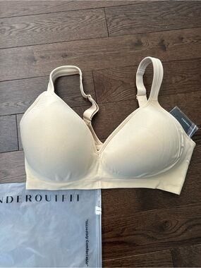 Underoutfit Light Cream Wireless Comfort Bra NWT
